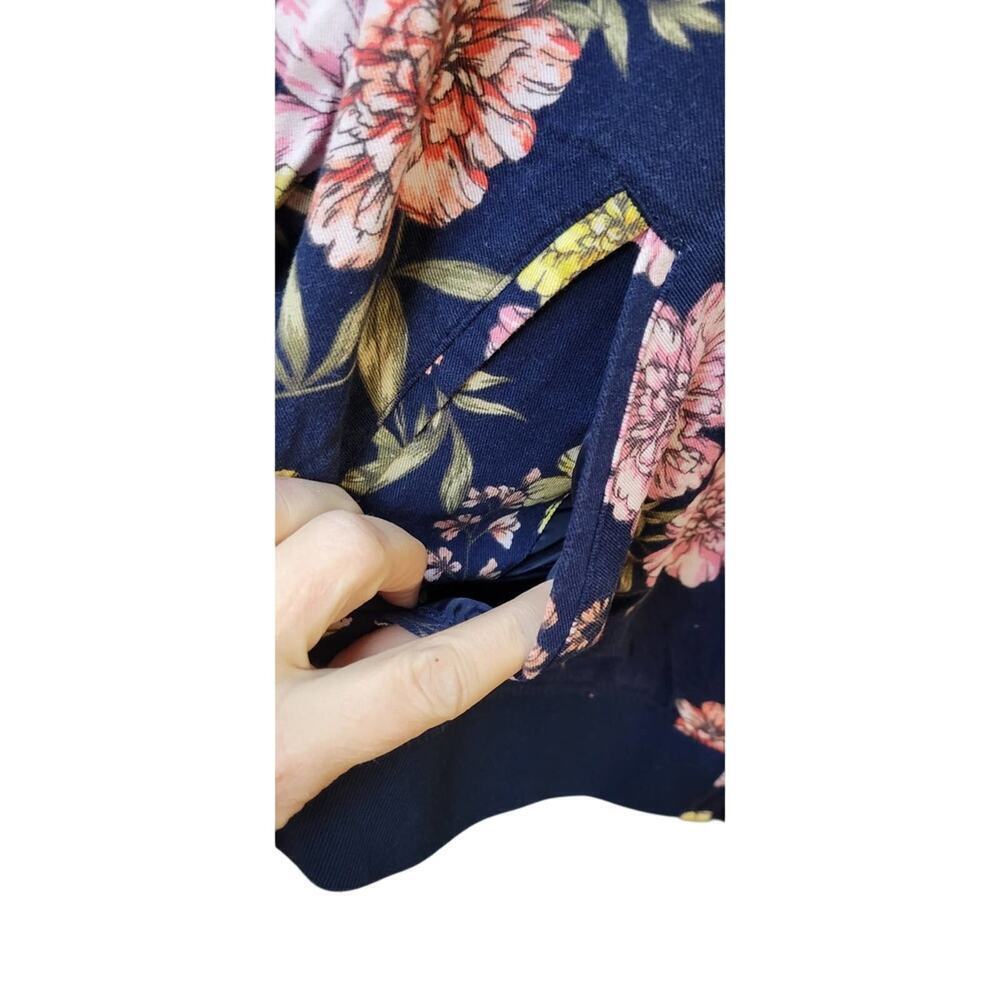 Torrid Blue Floral Bomber Jacket Rayon Women's 4x NWOT - Picture 4 of 13